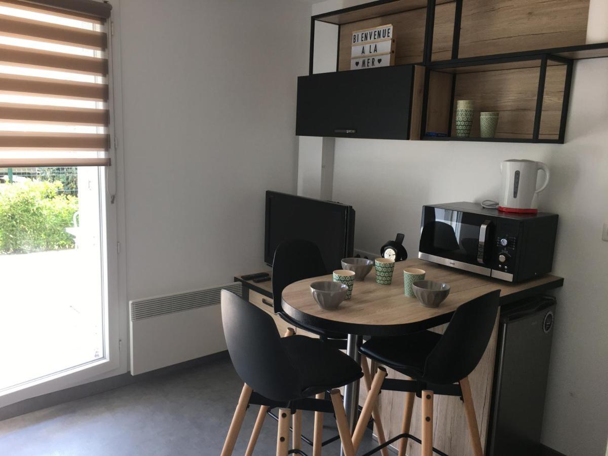 Studio Front De Mer Avec Terrasse Et Acces Direct Plage A Merville-Franceville - Fr-1-487-329 Luaran gambar
